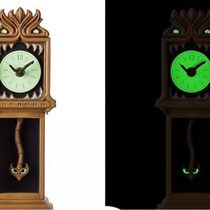 Disneys Haunted Mansion clock